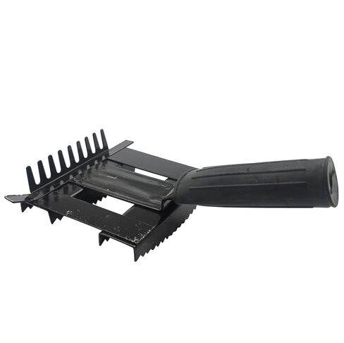 Livestock Shedding Comb Cattle Grooming Combs Metal Livestock Brush Tools Cow Cattle Brush Bull Hair Brush Grooming for Horse, Cattle,Sheep (Black) in Saudi Arabia