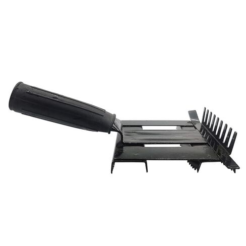 Livestock Shedding Comb Cattle Grooming Combs Metal Livestock Brush Tools Cow Cattle Brush Bull Hair Brush Grooming for Horse, Cattle,Sheep (Black) in Saudi Arabia