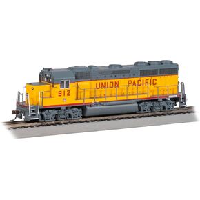 قطارات باخمان - EMD GP40 - قاطرة ديزل مجهزة بـ DCC - Union Pacific® #912 (Little Rock Block Lettering) - مقياس HO in Kuwait