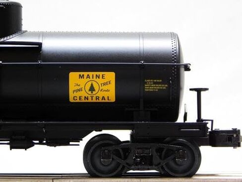 Lionel Maine Central 8K Gallon Tank CAR #710 O Gauge 2526250 in Saudi Arabia