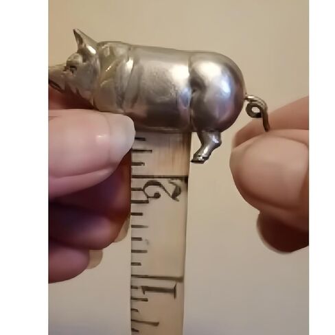 شريط قياس صغير للخنزير مستوحى من الطراز العتيق، شريط قياس ناعم قابل للسحب للخنزير المعدني العتيق للخياطة والقماش والنسيج وشريط قياسات الجسم، أشرطة قياس حيوانات لطيفة لمحبي خياطة اللحف اليدوية in Kuwait