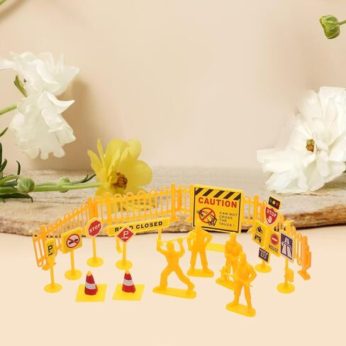 108 قطعة إشارات المرور على الطرق Playset علامات الشوارع مخاريط المرور الصغيرة إشارة اللعب أضواء الشوارع للأطفال تعليم السلامة اللعب in Kuwait
