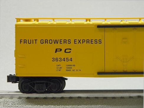 Fruit Growers Express Standard O RBL Reefer CAR #363454 O Gauge in Kuwait