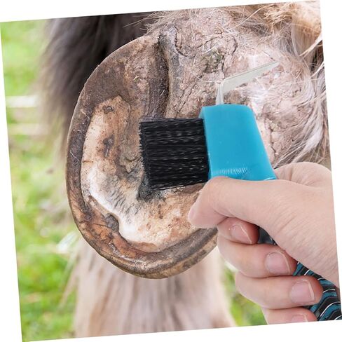 POPETPOP 2Pcs Grip Hoof Picks for Horse Grooming Durable Hoof Cleaning Tool Convenient Hoof Brush with Built Hook Essential Supplies for Horse Care Random Colors in Saudi Arabia