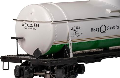 Bachmann Trains - 1:29 Scale Single Dome Tank Cars - Quaker State #754 - Large G Scale in Saudi Arabia