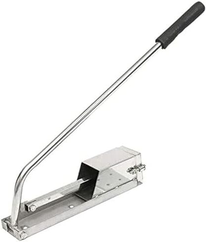 آلة بثق الطين، أداة الفخار، مكبس الطين، قالب البثق المثبت على الحائط، يستخدم لتشكيل الطين الناعم في السيراميك. in Kuwait