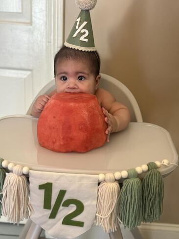 قبعة عيد ميلاد 1/2 من Finduat Baby، قبعة نصف عيد ميلاد، قبعة مخروطية للاحتفال بعمر 6 أشهر مع بوم بوم، أخضر غامق للفتيات/الأولاد in Kuwait