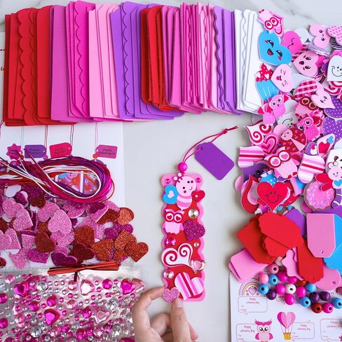 Winlyn 36 مجموعات من زخارف عيد الحب DIY على شكل قلب من الإشارات المرجعية لعيد الحب، مجموعات حرفية من الفوم الفارغة مع ملصقات إسفنجية لعيد الحب لأنشطة الفصول الدراسية للأطفال، هدايا الحفلات، تبادل الهدايا in Kuwait