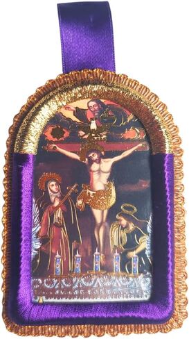 شارة دينية Señor de los Milagros - منفرجة من البلاستيك والنسيج الأرجواني، 5x3.5 بوصة، عبادي كاثوليكي تقليدي في بيرو، زخرفة ذهبية، نمط مصنوع يدويًا in Kuwait