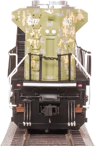 Broadway Limited 8678 EMD SD70ACe, KCS 4006, Paragon4 Sound/DC/DCC, w/Smoke, HO Scale in Saudi Arabia