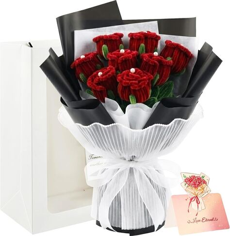 باقة زهور منظف الأنابيب النهائية، باقة ورود حمراء محبوكة يدويًا 8، هدايا عيد الحب لها، هدايا عيد ميلاد للنساء، وردة إلى الأبد لصديقة الأم والجدة في عيد الأم التخرج in Saudi Arabia