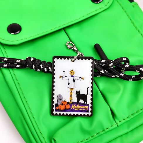 Halloween Fashion Forever Stamps Key Ring - ديكور الهالوين مع الطوابع - سلسلة مفاتيح مزخرفة فريدة من نوعها، Spot M in Kuwait