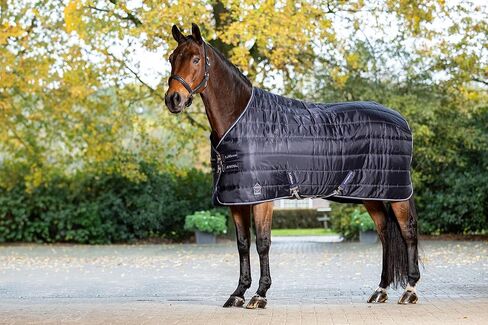 بطانية LeMieux Arika Stable-Tek 100 جرام - طبقة خارجية من الألماس - قابلة للتنفس وطاردة للبقع - باللون الأزرق الداكن - 84 بوصة in Kuwait