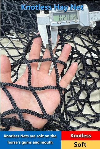 شبكة قش مستديرة للخيول، شبكة تغذية بطيئة شديدة التحمل مقاس 5 × 5 أقدام بتصميم بدون عقد مقاس 1.5 بوصة وسعة 1600 رطل، حافظة قش مقاومة للعوامل الجوية لأغنام الماشية والماعز، توفر 60% من نفايات القش (أسود)​ in Kuwait