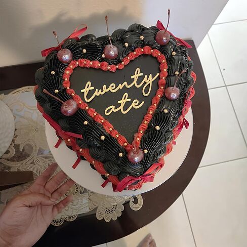 غلاف كعكة Twenty Ate - تزيين كعكة عيد الميلاد الثامن والعشرين من الأكريليك الذهبي، علامة مضحكة على شكل كعكة Twenty Eight، غطاء كعكة قابل لإعادة الاستخدام لمستلزمات الحفلات للرجال والنساء (Twenty ATE) in Saudi Arabia