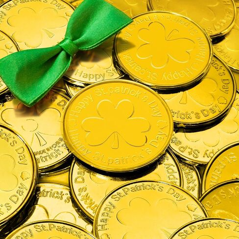 عملات ذهبية يوم القديس باتريك ، عملات ذهبية بلاستيكية ، عملات يوم شامروك سانت باتريك ، 100 قطعة عملات بلاستيكية ذهبية in Kuwait