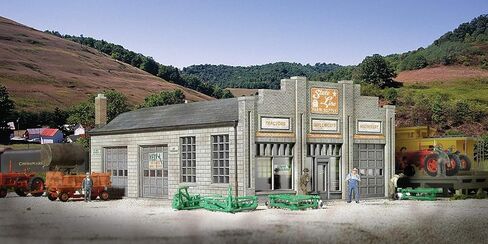 Walthers Cornerstone Series Kit HO Scale State Line Farm Supply Grey in Saudi Arabia