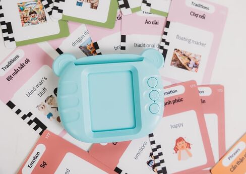 Bilingual Flashcard Reader, English Vietnamese Southern Accent, Educational Learning Speech Development Toy with 200+ Cards (Blue) in Saudi Arabia