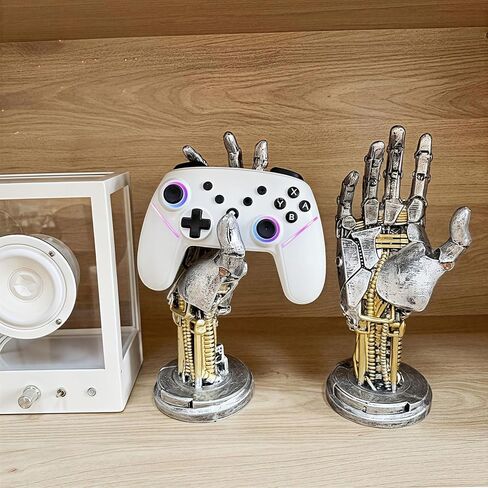 حامل وحدة تحكم اليد الميكانيكية Cyberpunk Silverhand، حامل ملحقات ألعاب Steampunk لأجهزة PS5 وXbox والكمبيوتر الشخصي - ديكور مكتب فني من الراتنج للاعبين، ديكور منزلي حديث وغرفة ألعاب فكرة هدية فريدة من نوعها in Saudi Arabia
