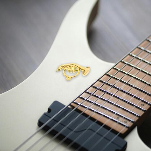 مجموعة الآلات الموسيقية الذهبية الصغيرة، 24 قطعة من زخارف الآلات الموسيقية المصغرة لعيد الميلاد، بيت الدمى، الجيتار، البوق، الترومبون، الساكسفون، ديكور لحفلات شجرة عيد الميلاد، هدايا يدوية الصنع in Kuwait