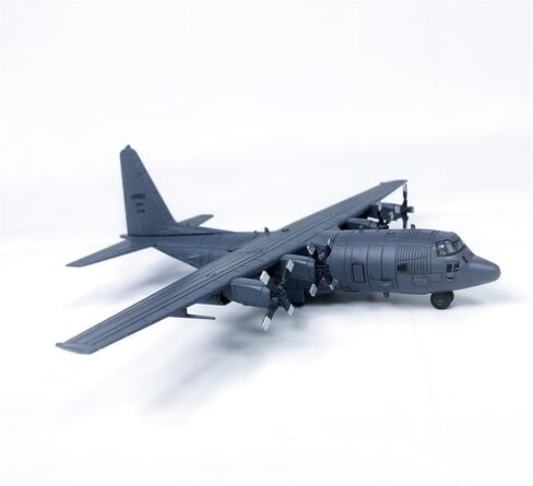 نموذج طائرة مقاتلة 1/200 AC-130، طائرة معدنية مسبقة الصنع للتجميع أو العرض، طائرة محاكاة عالية. in Kuwait