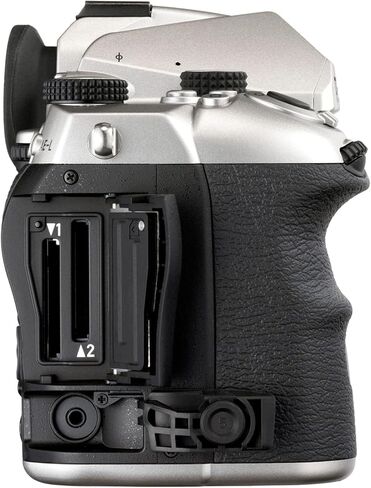 هيكل كاميرا Pentax K-3 Mark III (فضي) مع مجموعة عدسات كاميرا DA 16-85 ملم f3.5-5.6 ED DC WR (عنصران) in Kuwait