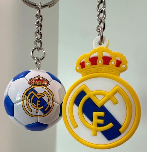 2 سلاسل مفاتيح لكرة القدم في مدريد - تذكار مستوحى من الدوري الإسباني وإكسسوار لمحبي كرة القدم | بضائع الفريق الأوروبي من إسبانيا in Kuwait