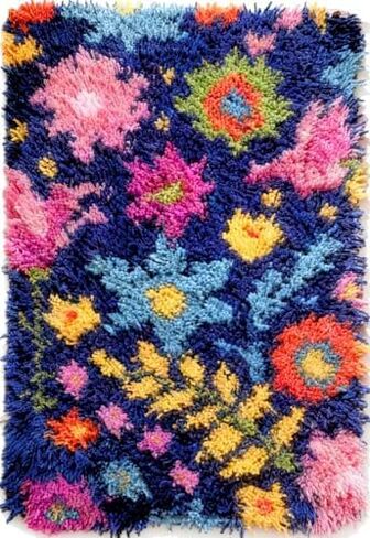 طقم سجادة KitsMaster Blooming Garden Latch Hook - حرفة DIY ذات مناظر طبيعية زهرية - قماش مطبوع مسبقًا، غزل مرمز بالألوان، حرفة سجادة للبالغين والمبتدئين، 23.6 بوصة × 15.8 بوصة (موسى أحادي اللون) in Saudi Arabia