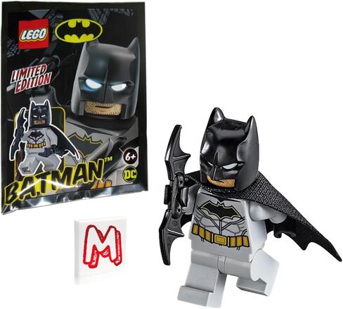 LEGO Super Heroes DC Minifigure - Batman with Light Bluish Gray Suit 76111 in Saudi Arabia