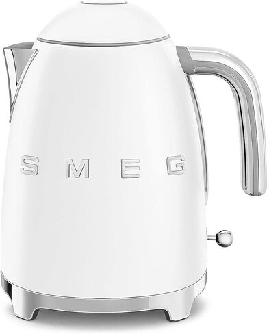 غلاية مياه كهربائية Smeg سعة 7 أكواب طراز 50 باللون الأبيض غير اللامع KLF03WHM in Kuwait