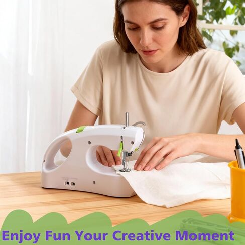 ماكينة خياطة محمولة بمحرك عزم دوران عالي مطور، ماكينة خياطة صغيرة محمولة باليد للمبتدئين، محمولة بدون أسلاك، مجموعة أدوات خياطة 7 أقمشة، وضعان لخيطين مع دواسة قدم، للسفر المنزلي in Kuwait