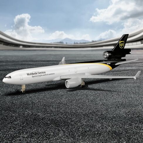 طائرات شحن سيمبلي إير 1/300 طراز UPS-MD11 من خليط معدني للتجميع والعرض in Saudi Arabia