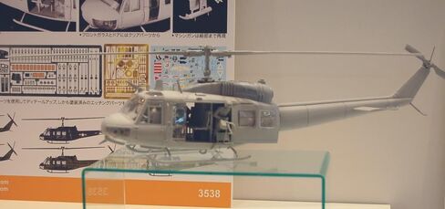 3538 1/35 مقياس بيل UH-1D هيوي أطقم منمذجة in Kuwait