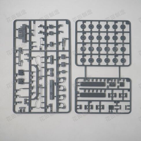نماذج Vespid Tiger I للإنتاج المبكر بمقياس 1/72، دبابة عسكرية مع برميل معدني، ووصلات مسار، وشارات، وأجزاء من البولي إيثيلين in Kuwait