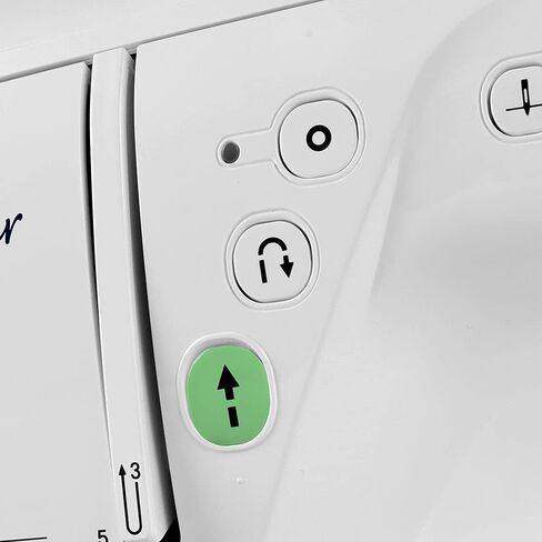مجموعة ماكينة الخياطة المحوسبة Brother Innov-ís Pacesetter PS500 - تتضمن حزمة زينة للقدم من Brother 5 + Mr. Vac & Mrs. Sew - جاهز، جاهز، فيديو الخياطة in Kuwait