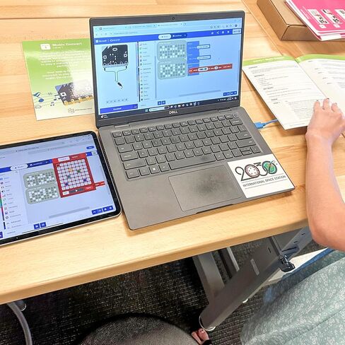 بطاقات أنشطة STEM Quest - إصدار Micro:Bit in Kuwait