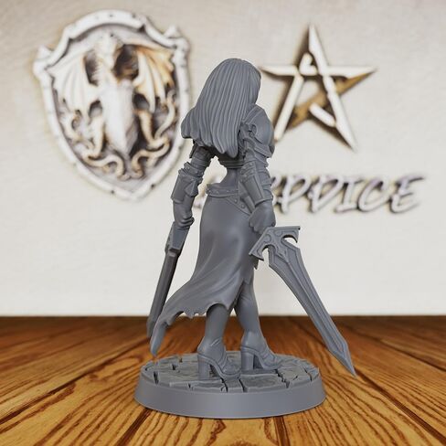 تمثال Blademaster Minis مزدوج الاستخدام - محارب بشري غير مطلي بمقياس 28 مم لألعاب الطاولة، شخصية بطلة خيالية للأبراج المحصنة والتنينات وTTRPGs - مقاتلة أنثى (AS601) in Kuwait