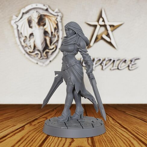 تمثال Blademaster Minis مزدوج الاستخدام - محارب بشري غير مطلي بمقياس 28 مم لألعاب الطاولة، شخصية بطلة خيالية للأبراج المحصنة والتنينات وTTRPGs - مقاتلة أنثى (AS601) in Kuwait