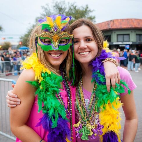 12 Pieces Mardi Gras Beads Necklaces in Gold Green Purple with Fleur De Lis Gras Flower Pendant for New Orleans Mardi Gras Party Favors Accessory Costume Carnival Party Decoration in Saudi Arabia