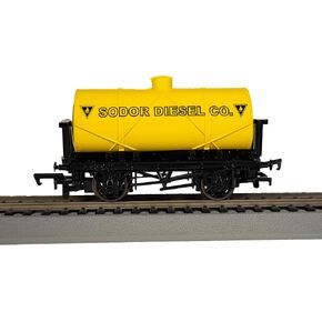 قطارات باخمان - شركة THOMAS & FRIENDS SODOR DIESEL CO. TANKER - مقياس HO in Kuwait