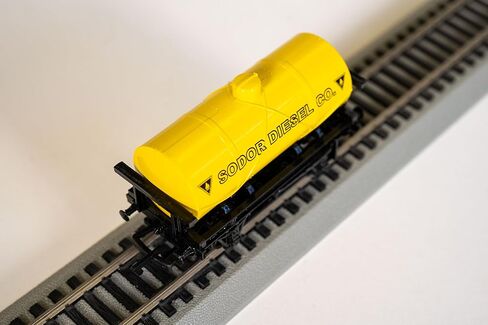 قطارات باخمان - شركة THOMAS & FRIENDS SODOR DIESEL CO. TANKER - مقياس HO in Kuwait