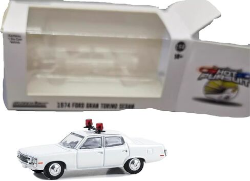 Greenlight 43011L Hot Pursuit - 1971-78 AMC Matador Police Cruiser - أبيض (حصريًا للهوايات) مع شريط ضوئي بمقياس 1:64 in Saudi Arabia