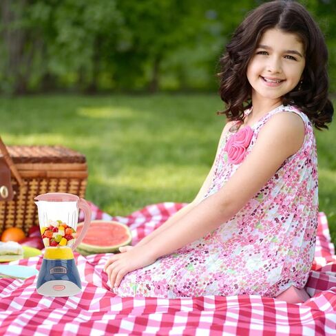 Realistic Fruit Toy Blender - 1pc Kids Kitchen Pretend Play Toys Role Play Mixer Set for Kids Home Playset - Without Battery Tiny Kitchen Appliances Learning Playthings for Children in Saudi Arabia