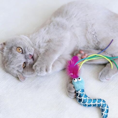 ألعاب القطط النعناع البري على شكل سمكة، 3 قطع من أصوات النعناع البري المجعدة، ناعمة ومتينة، أداة تفاعلية للقطط الصغيرة لتمرين القطط الصغيرة في الأماكن المغلقة in Kuwait