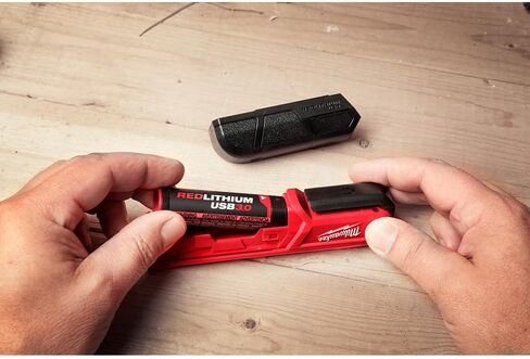 Milwaukee 48-11-2131 REDLITHIUM Lithium-Ion Rechargeable USB 3.0Ah Battery in Saudi Arabia