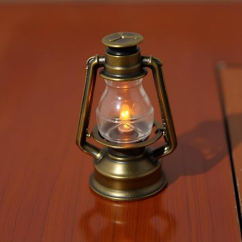 Miniature Antique Oil Lamp - 2.8-Inch Handcrafted Metal Retro Lantern for Dollhouse and Diorama Decor, Vintage Scene Model Accessories (7cm) in Saudi Arabia