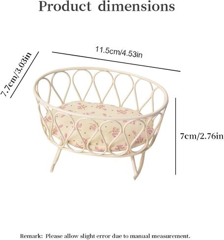 مهد بيت الدمى بمقياس 1:12 - مهد بيضاوي مصغر من الحديد لبيت الدمى مع مهد حديدي صغير ودب تيدي مخيط ووسادة لعيد ميلاد غرفة بوهو in Kuwait