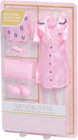 مجموعة ملابس وإكسسوارات من Naturalistas Fashion Pack Night Routine مكونة من 6 قطع لدمى Naturalistas بطول 11.5 بوصة، تم تصميمها وتطويرها بواسطة Purpose Toys (تباع الدمية بشكل منفصل) in Saudi Arabia