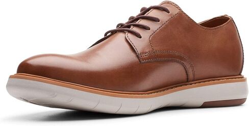 حذاء أوكسفورد الرجالي D Lace من Clarks in Kuwait
