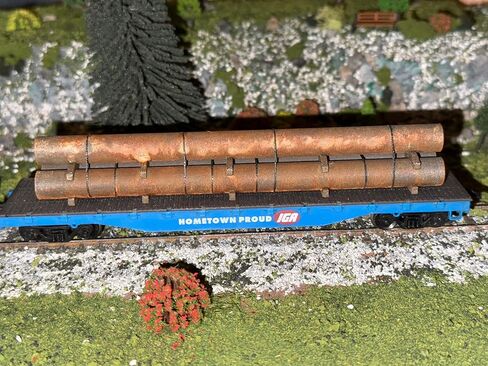 1:87 HO Scale Rusty 40ft Pipe Load/Decor in Saudi Arabia